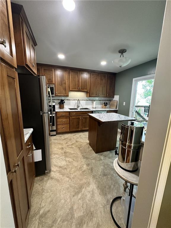 304 Hillcrest Drive Property Photo 10