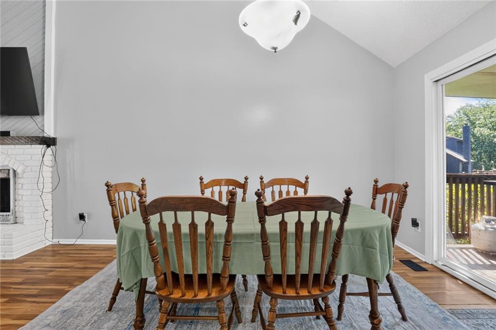 11603 W 77th Street Property Photo 4