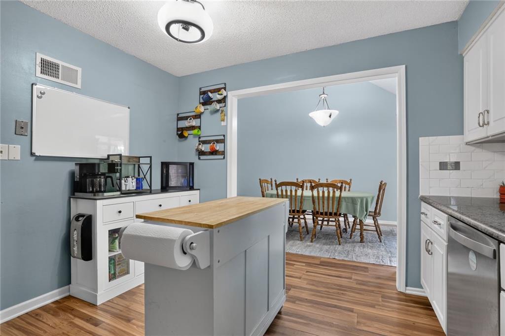 11603 W 77th Street Property Photo 7