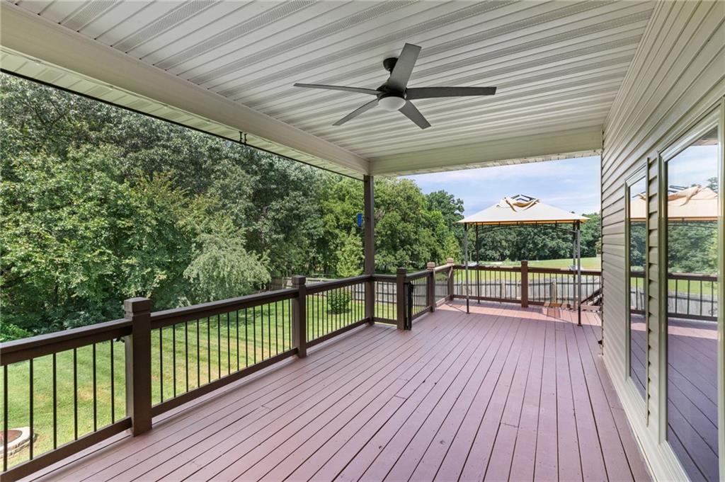 564 Nw 41 Road Property Photo 6