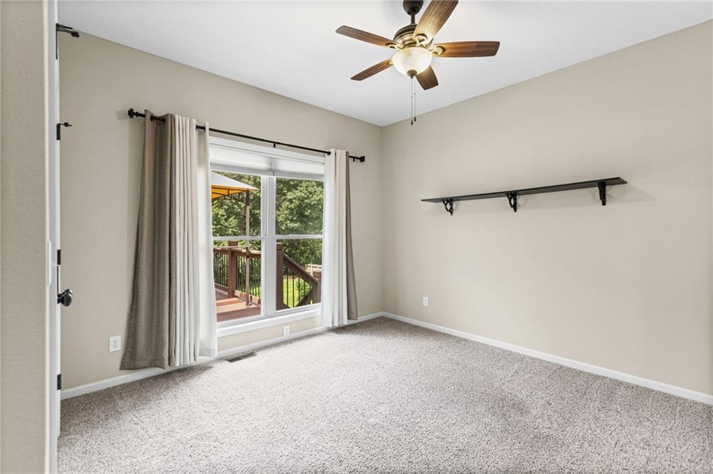 564 Nw 41 Road Property Photo 17