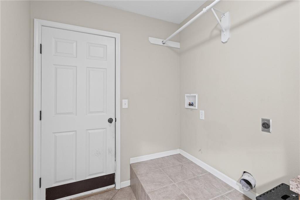 564 Nw 41 Road Property Photo 24