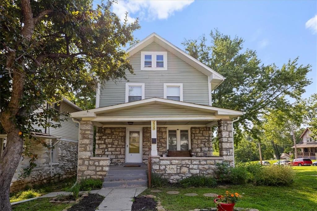 2939 Wayne Avenue Property Photo 1