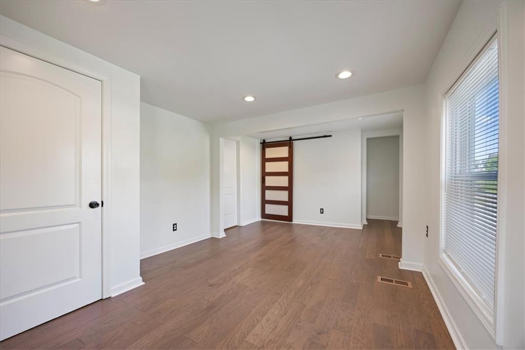 2939 Wayne Avenue Property Photo 13