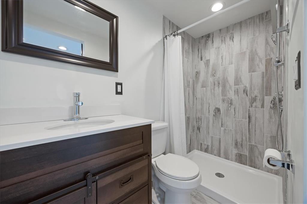 2939 Wayne Avenue Property Photo 14