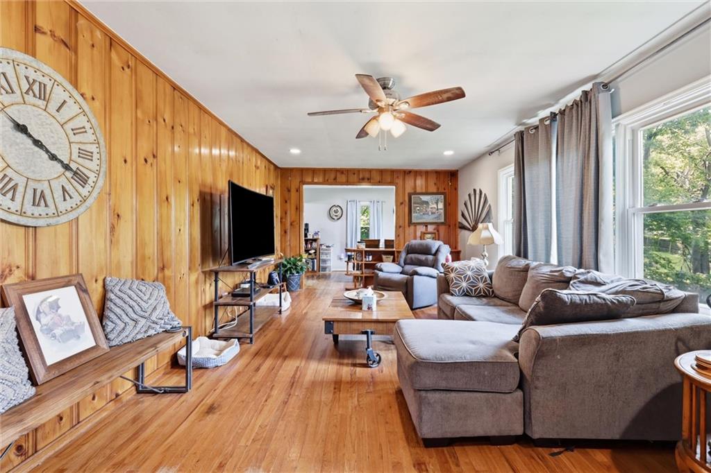 16806 James Downey Road Property Photo 6