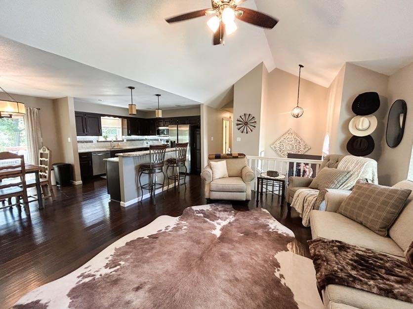 6619 Nw Sioux Drive Property Photo 4
