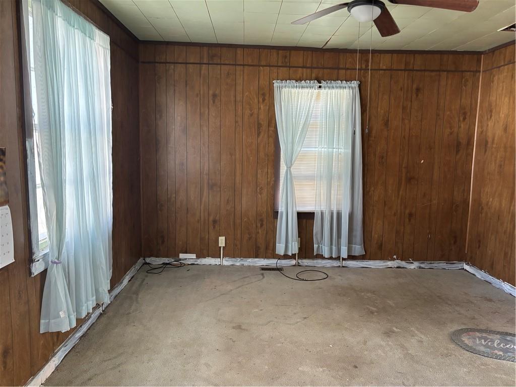 606 Harmon Street Property Photo 6