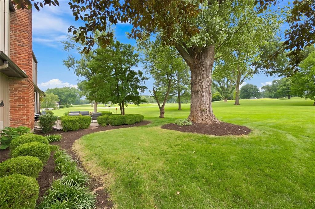 12855 Sagamore Road Property Photo 8