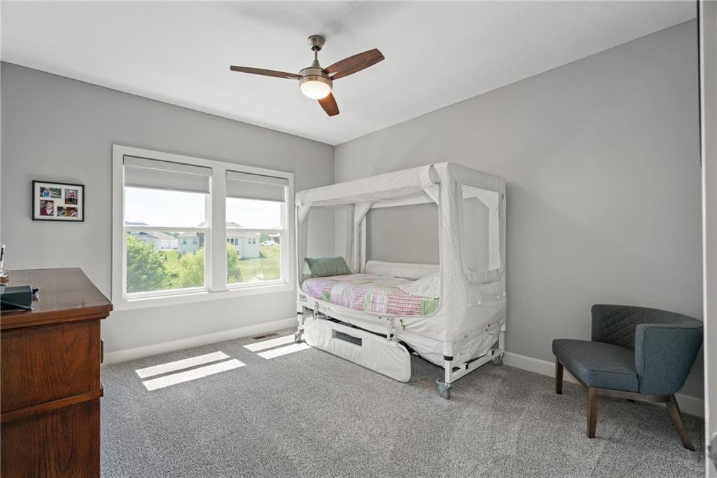 7715 N Wallace Avenue Property Photo 34