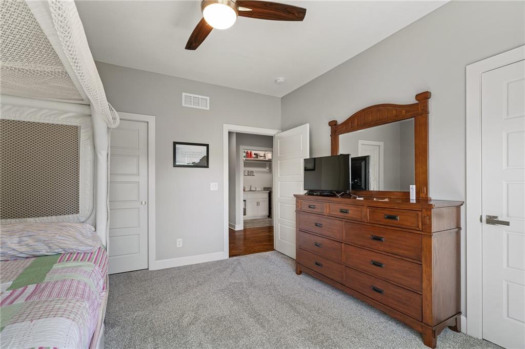 7715 N Wallace Avenue Property Photo 35