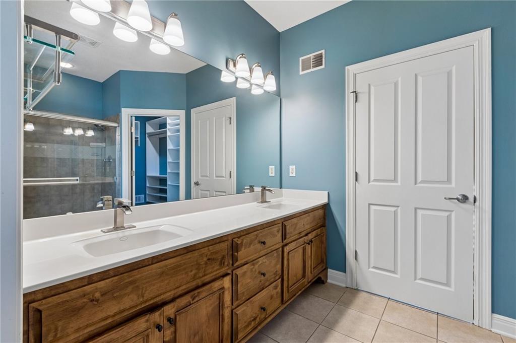 11575 S Bell Court Drive#104 Drive Property Photo 16