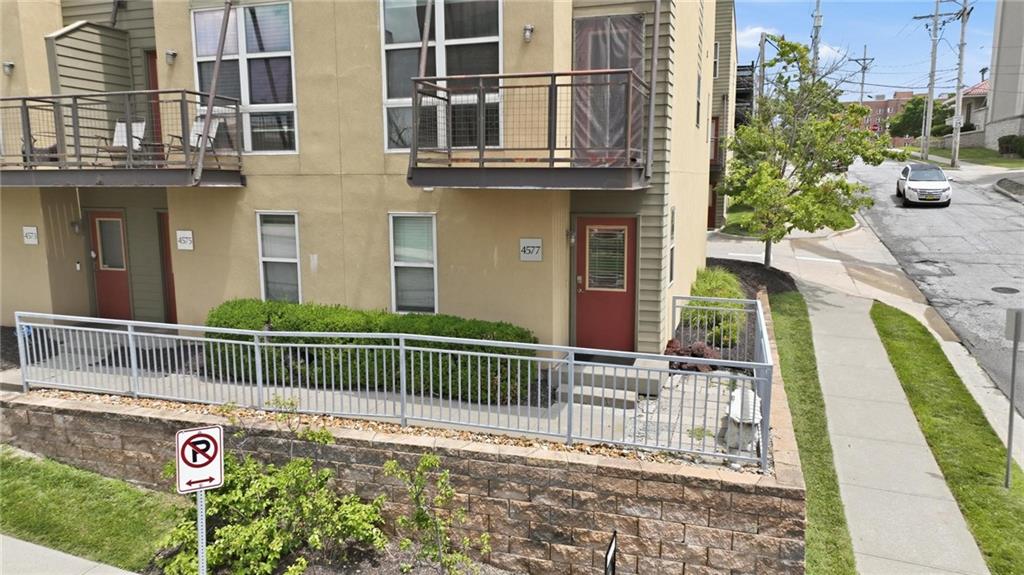 4577 Madison Avenue Property Photo 1