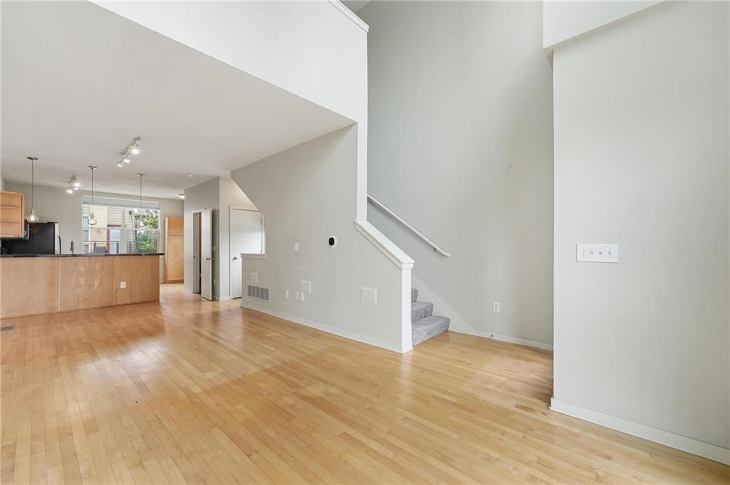 4577 Madison Avenue Property Photo 2