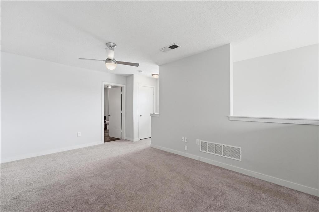 4577 Madison Avenue Property Photo 13