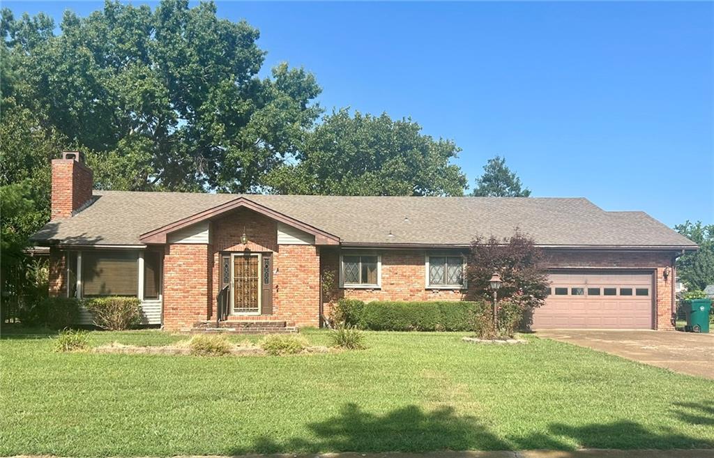 108 Crestview Drive Property Photo 1