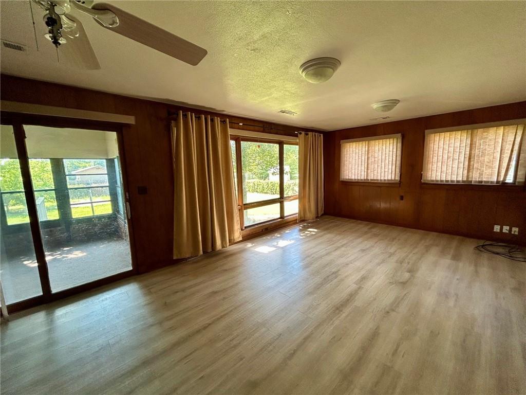 108 Crestview Drive Property Photo 28