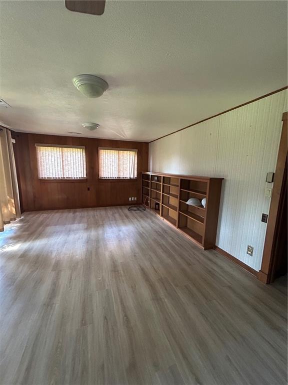 108 Crestview Drive Property Photo 29