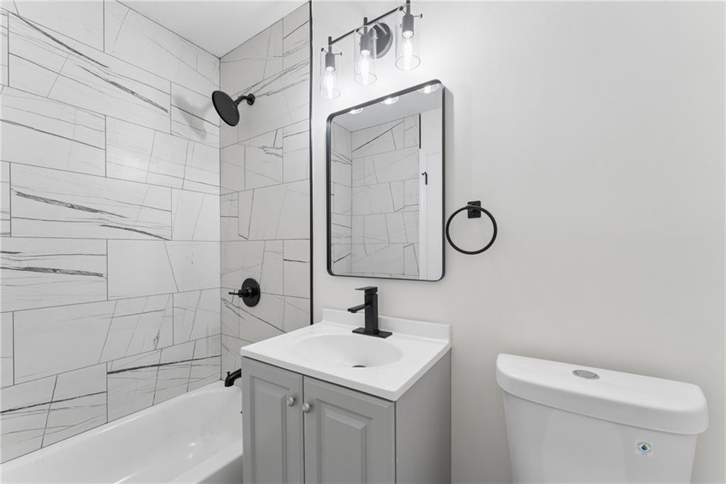 1211 Ne 67th Place Property Photo 19