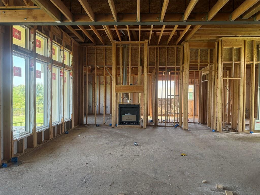 18457 Mohawk Lane Property Photo 5