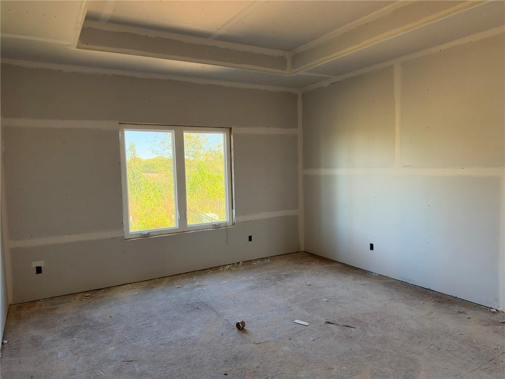 18457 Mohawk Lane Property Photo 8