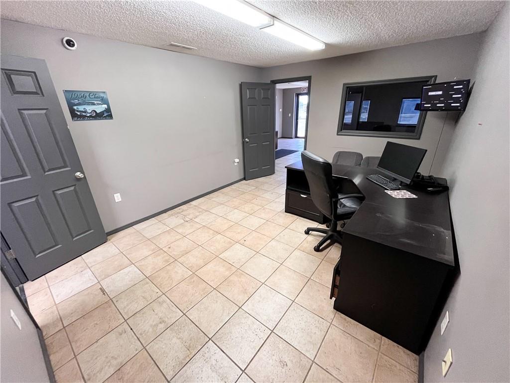 3550 Sw Westbound Us 40 Highway Property Photo 11