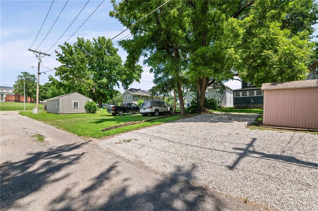 1107 N 13th Street Property Photo 28