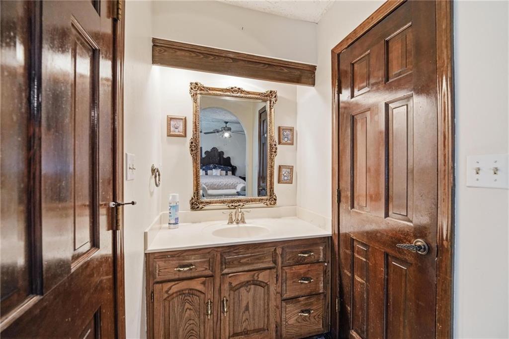 8001 Walker Avenue Property Photo 27