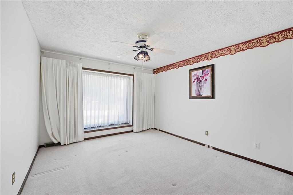 8001 Walker Avenue Property Photo 28