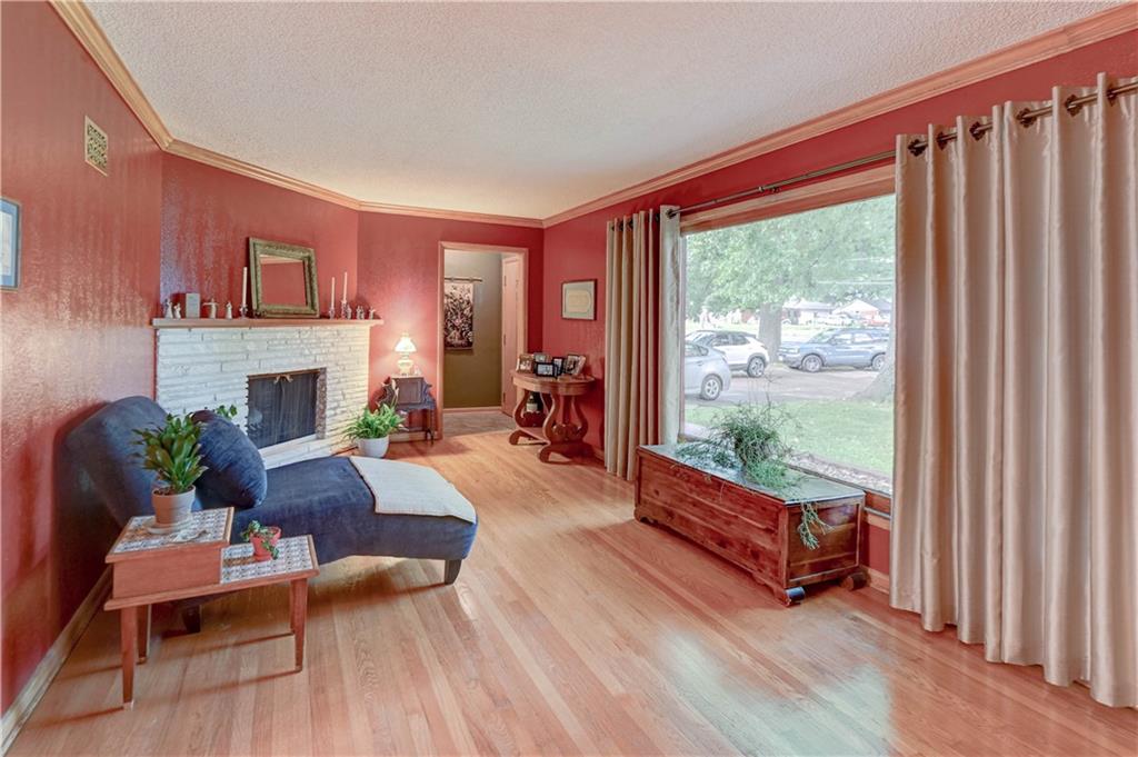 4644 Blue Ridge Boulevard Property Photo 5