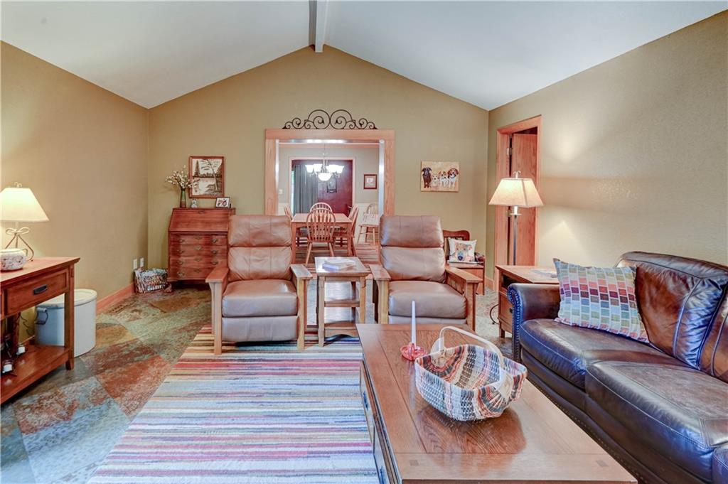 4644 Blue Ridge Boulevard Property Photo 7