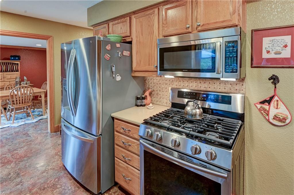 4644 Blue Ridge Boulevard Property Photo 10