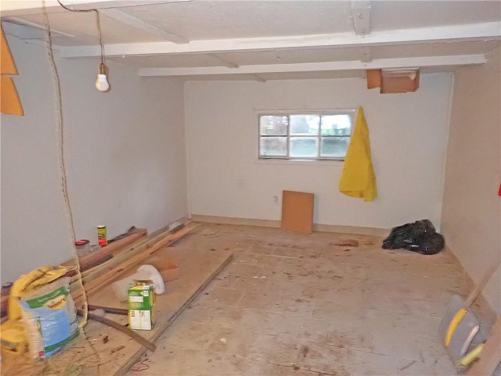 8438 Douglas Avenue Property Photo 5