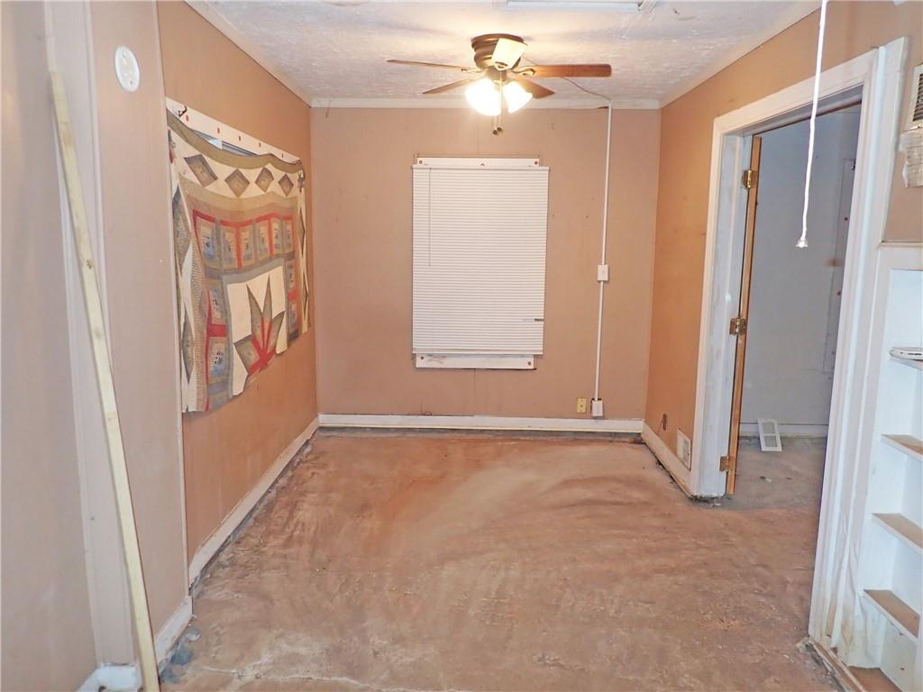 8438 Douglas Avenue Property Photo 7
