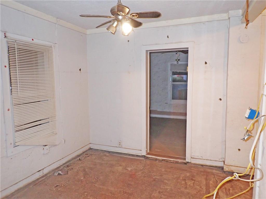 8438 Douglas Avenue Property Photo 8