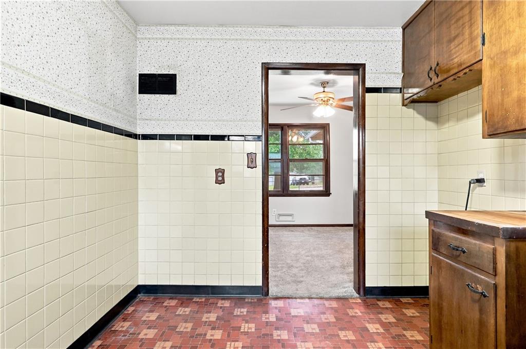 5128 N Lister Avenue Property Photo 11