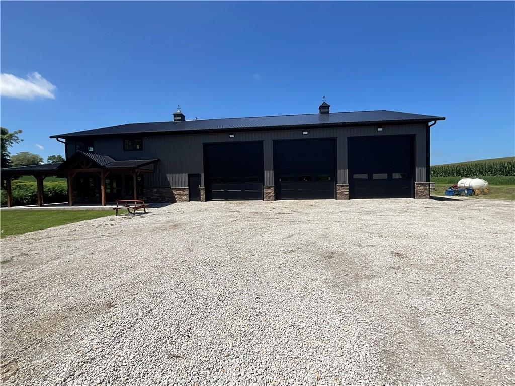 19383 Bottomview Road Property Photo 1