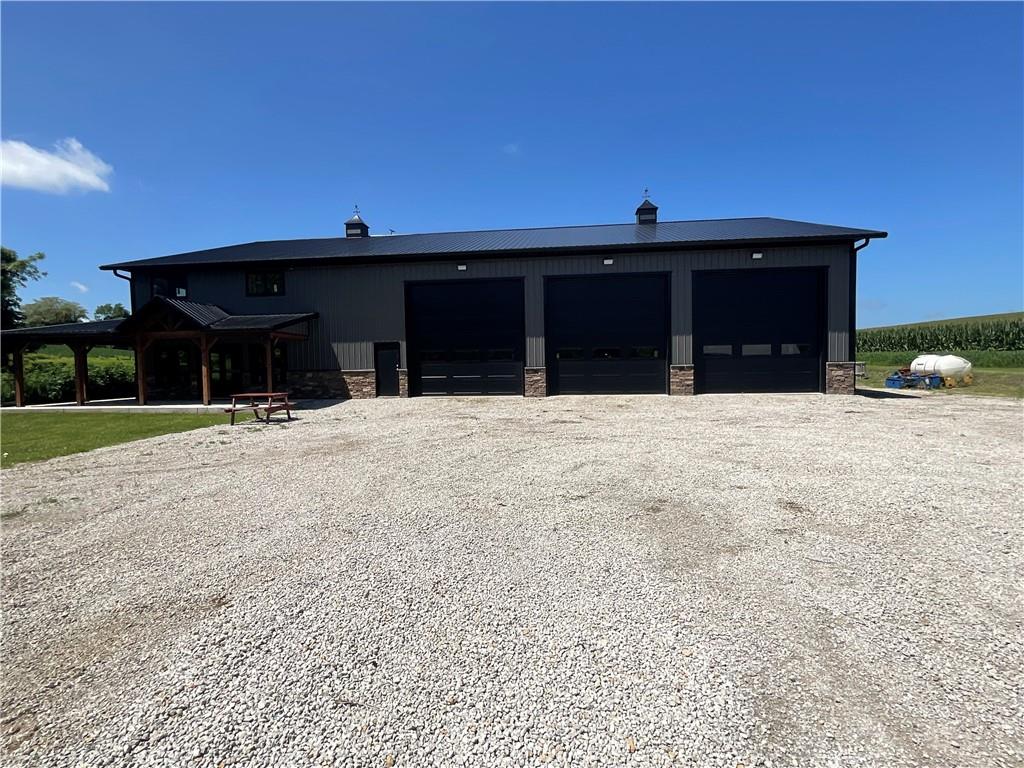 19383 Bottomview Road Property Photo 2