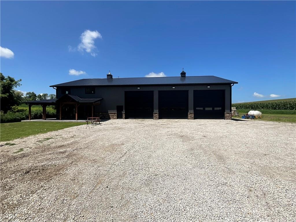 19383 Bottomview Road Property Photo 9
