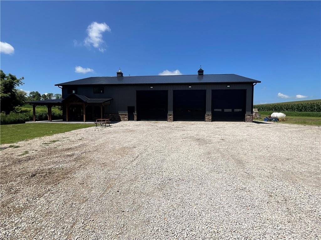 19383 Bottomview Road Property Photo 10