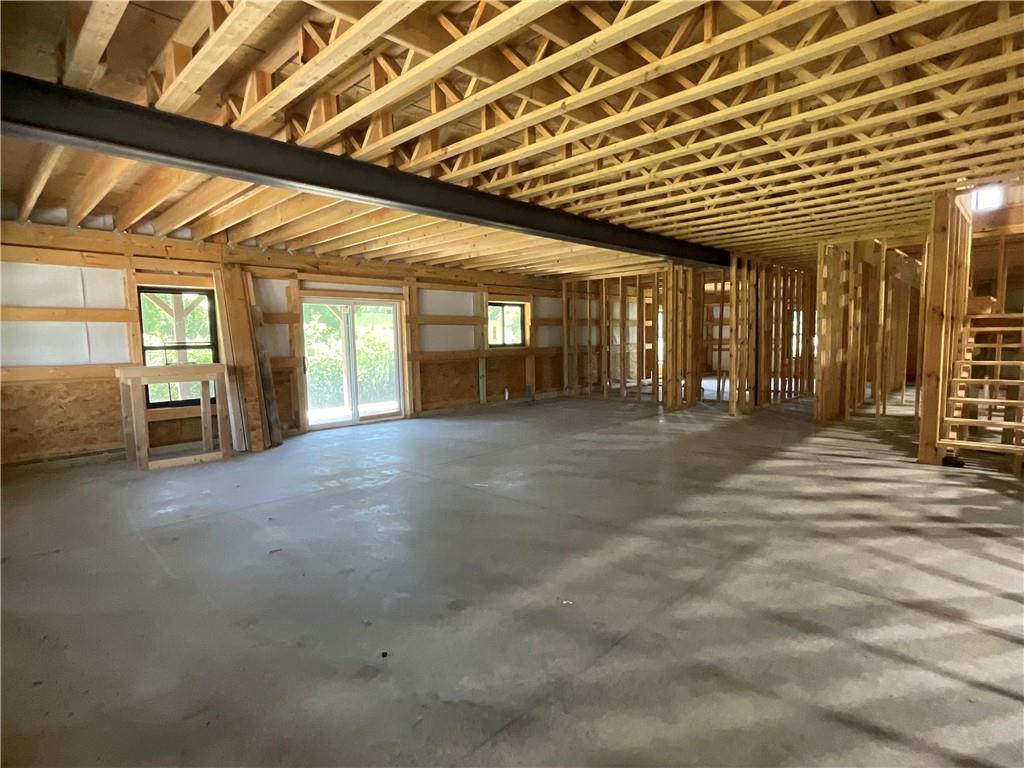 19383 Bottomview Road Property Photo 12
