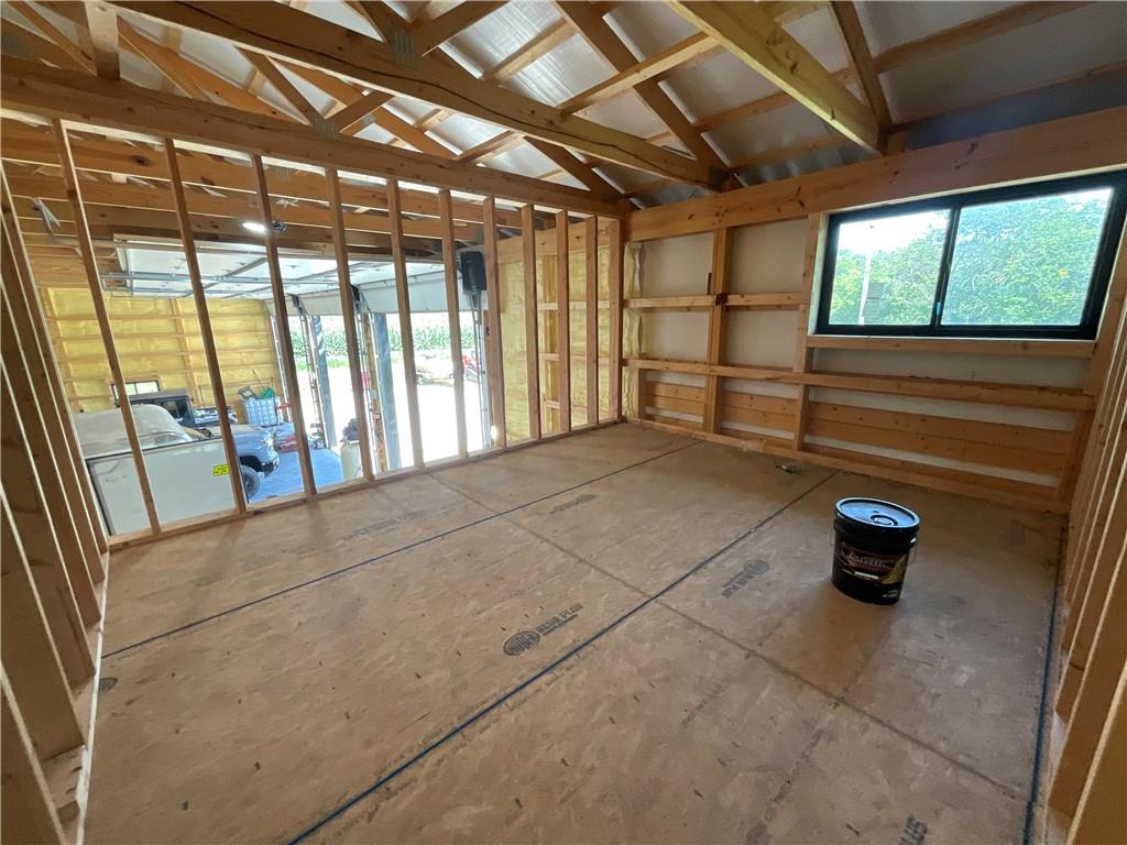 19383 Bottomview Road Property Photo 22