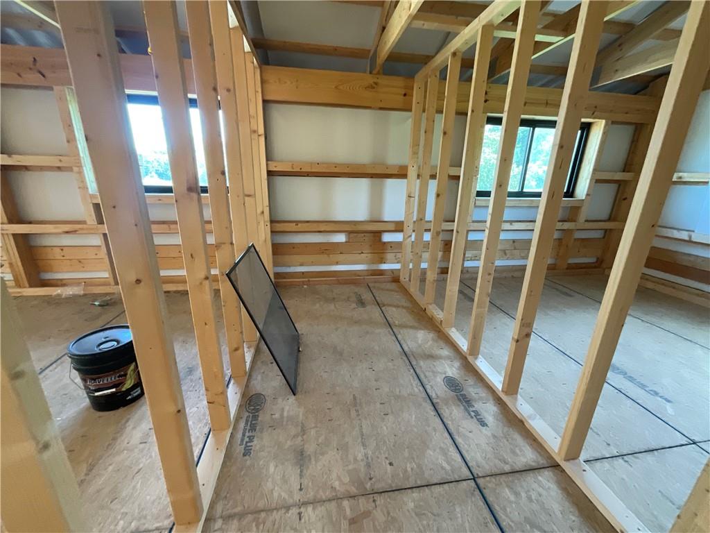 19383 Bottomview Road Property Photo 23
