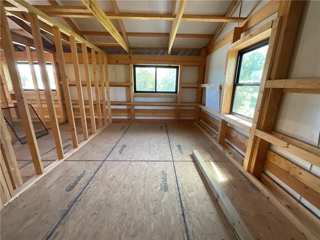 19383 Bottomview Road Property Photo 24