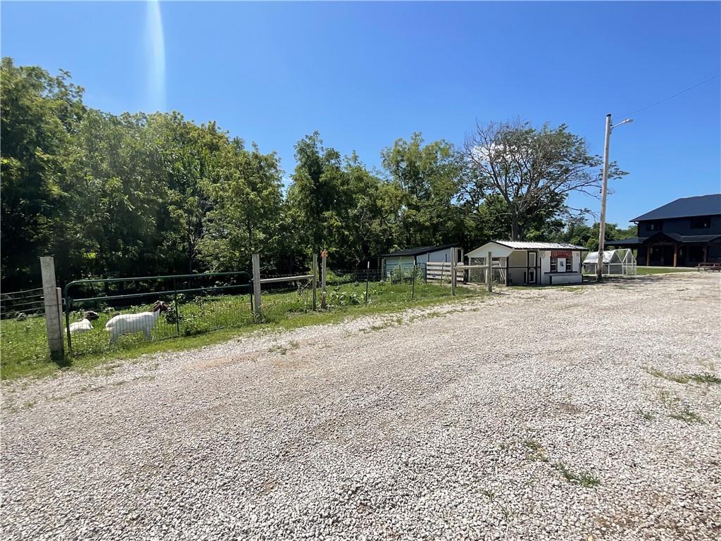 19383 Bottomview Road Property Photo 33