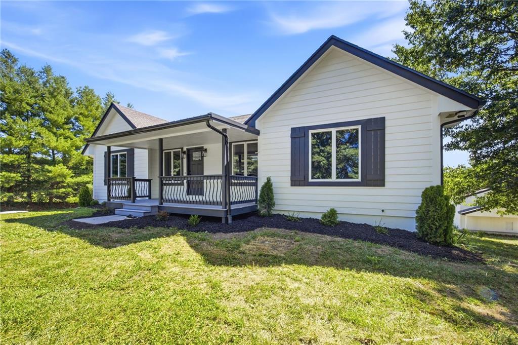 17409 Baxter Road Property Photo 3