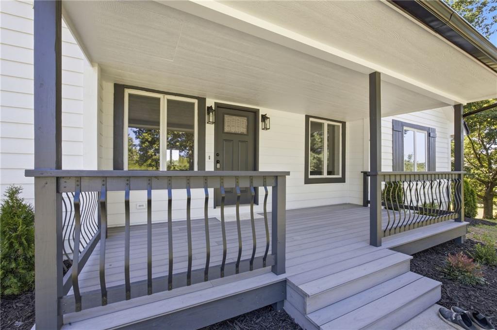 17409 Baxter Road Property Photo 4