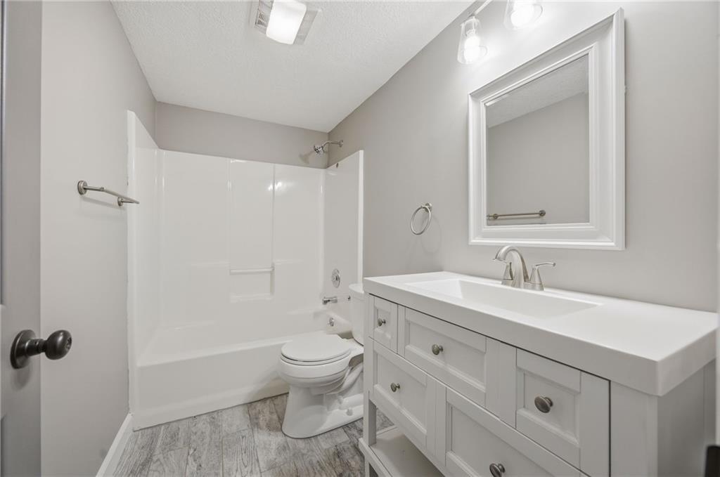 17409 Baxter Road Property Photo 25