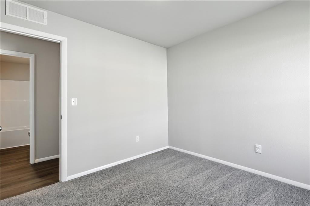 416 Valley View Drive Property Photo 14