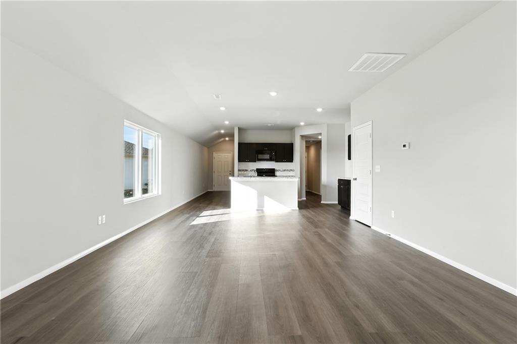 416 Valley View Drive Property Photo 24